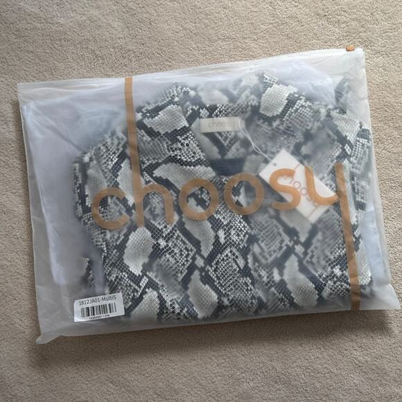 NWT Choosy Elizabeth Faux Snakeskin Coat Belted Women's Sizes M - Picture 11 of 12